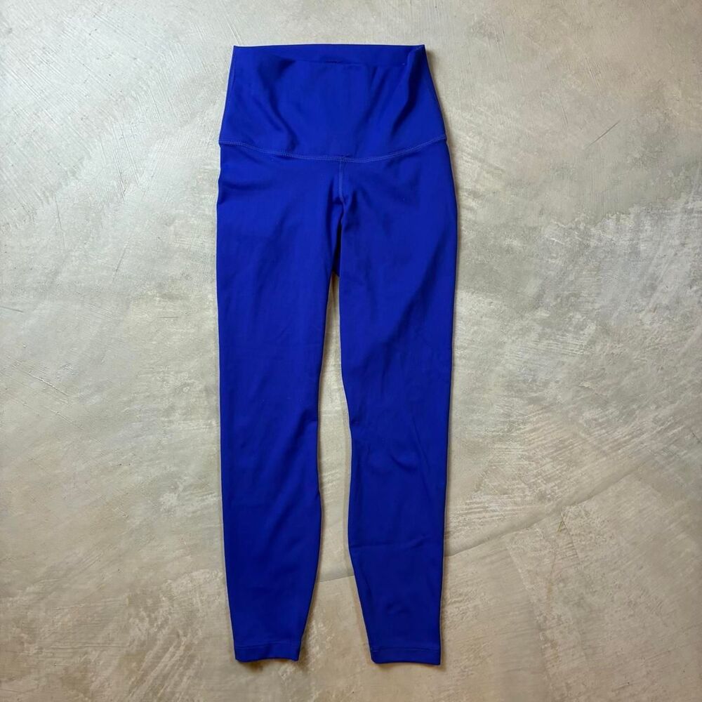 Nike Women's Blue and Purple Leggings